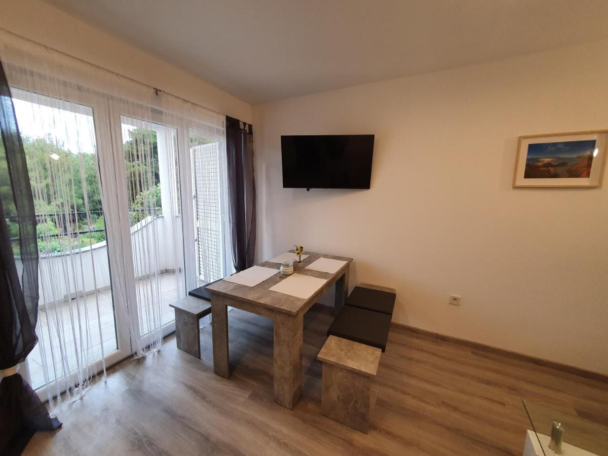 Apartments Villa M&M 2 ビビニェ エクステリア 写真