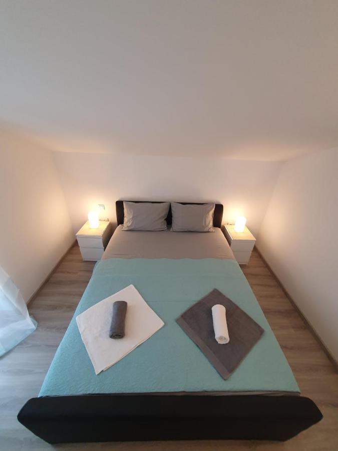 Apartments Villa M&M 2 ビビニェ エクステリア 写真