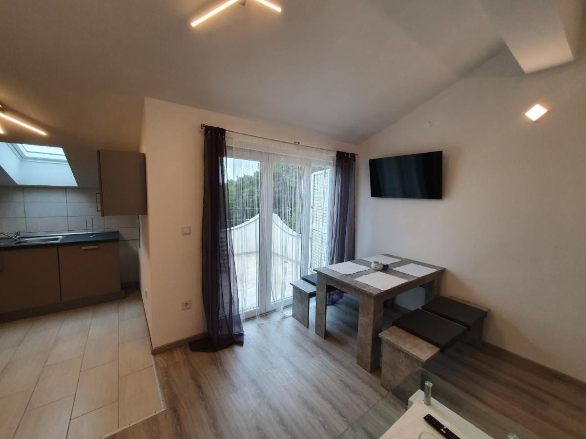 Apartments Villa M&M 2 ビビニェ エクステリア 写真