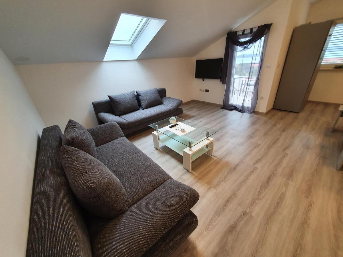 Apartments Villa M&M 2 ビビニェ エクステリア 写真