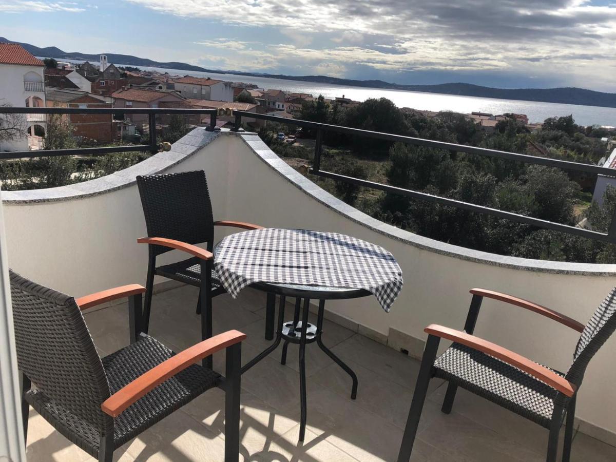 Apartments Villa M&M 2 ビビニェ エクステリア 写真