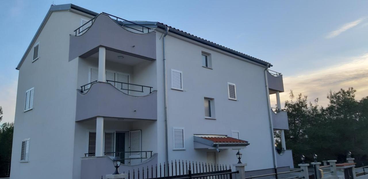 Apartments Villa M&M 2 ビビニェ エクステリア 写真