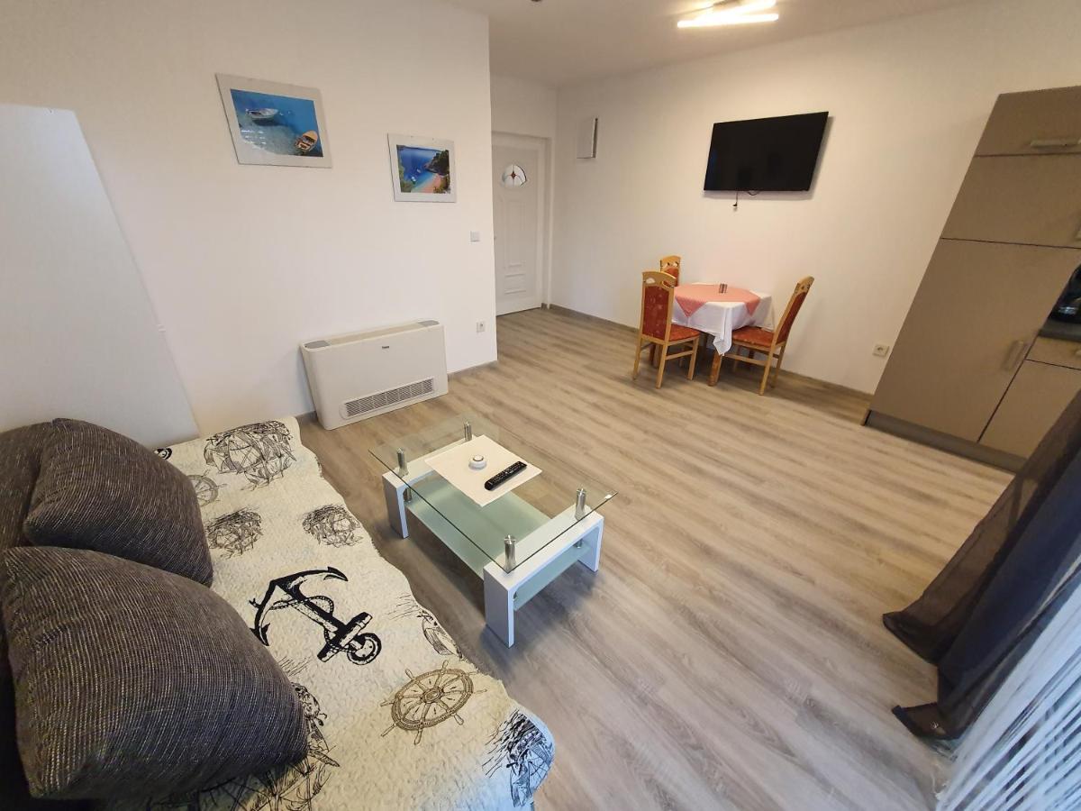 Apartments Villa M&M 2 ビビニェ エクステリア 写真