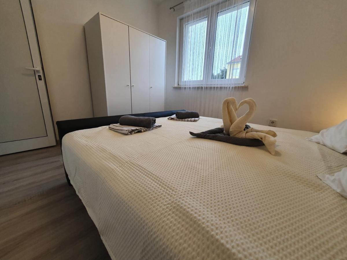 Apartments Villa M&M 2 ビビニェ エクステリア 写真